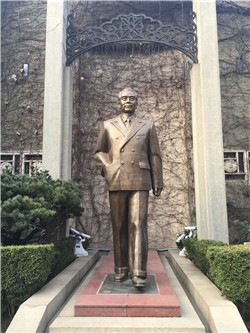 廣場周總理銅像 廣場周總理銅像